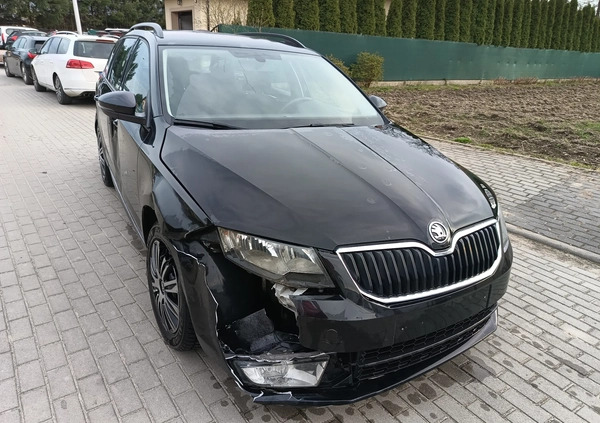 Skoda Octavia cena 26900 przebieg: 130000, rok produkcji 2015 z Nysa małe 379